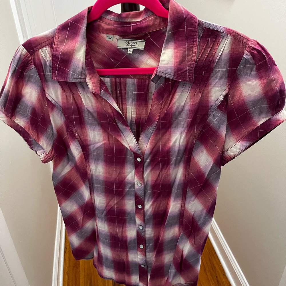 Guess button down blouse
